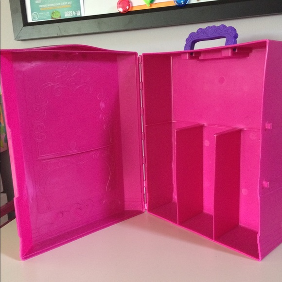 Disney Princess Doll Storage Carrying Case - Picture 3 of 3